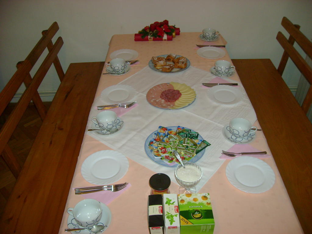 Guest House Robi Medugorje Bagian luar foto